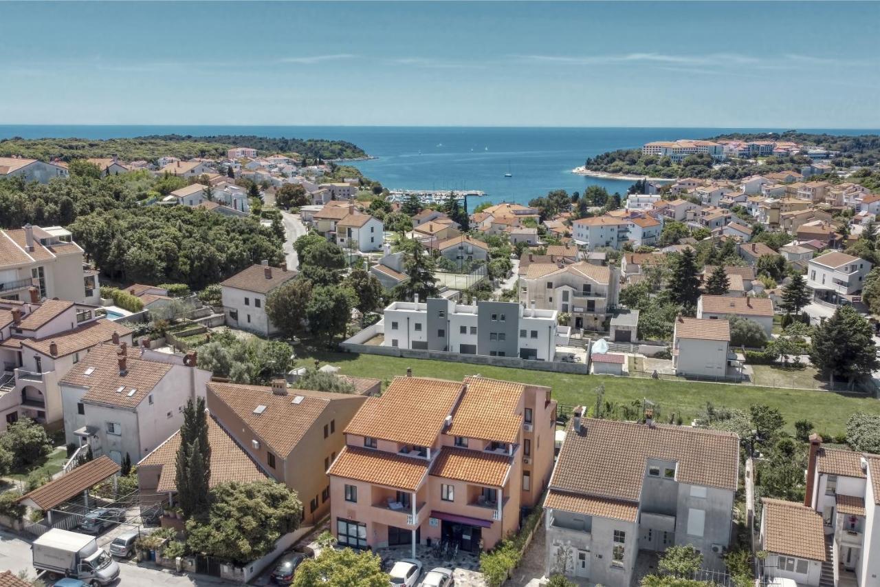 Charming House On The And Deluxe Appartement Pula