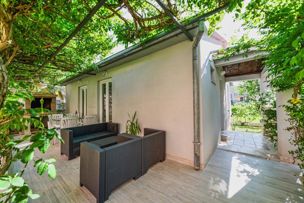 Charming House On The And Deluxe Appartement Pula