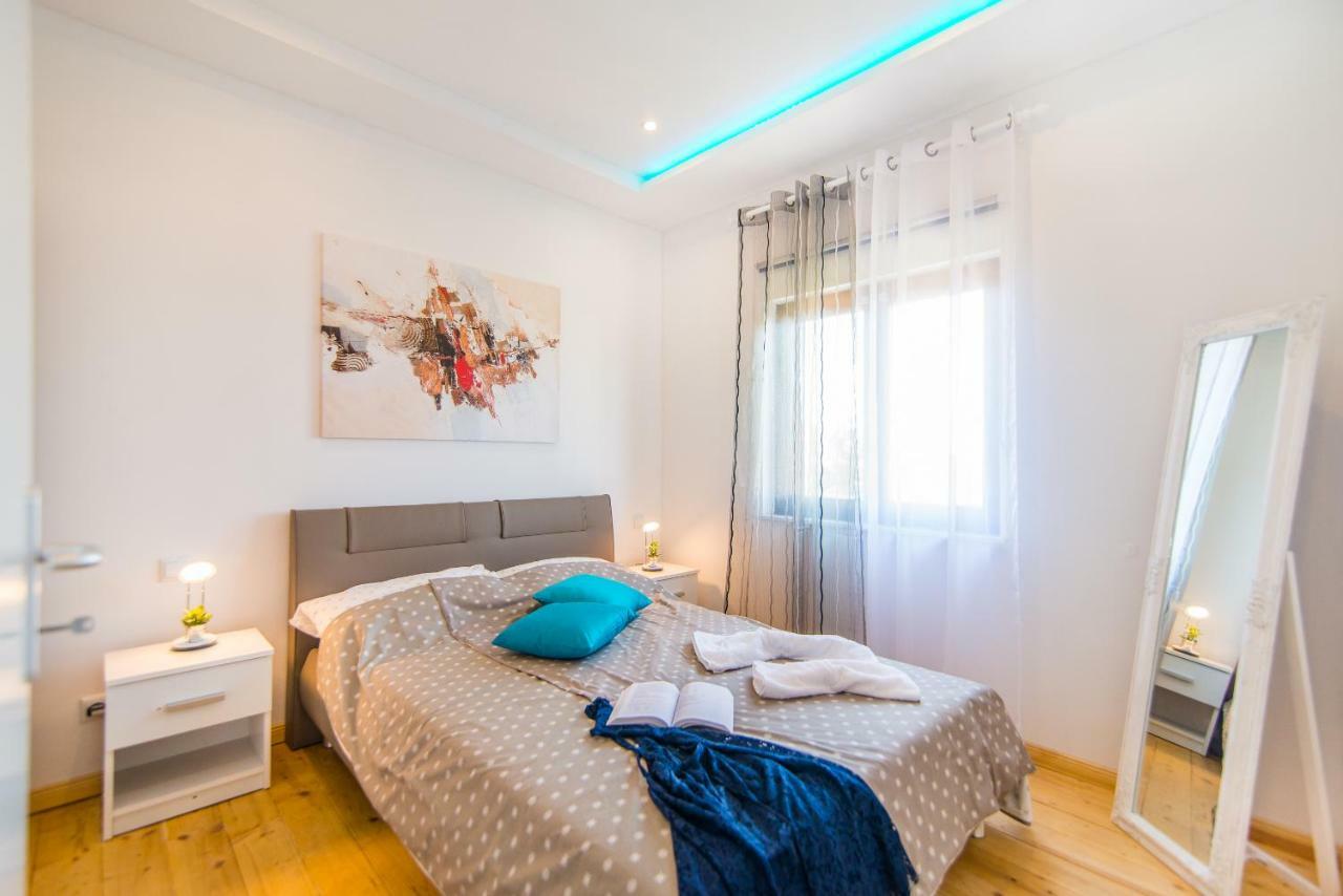 Charming House On The And Deluxe Pula