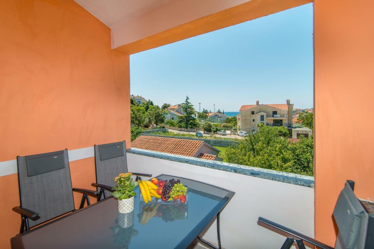 Charming House On The And Deluxe Appartement