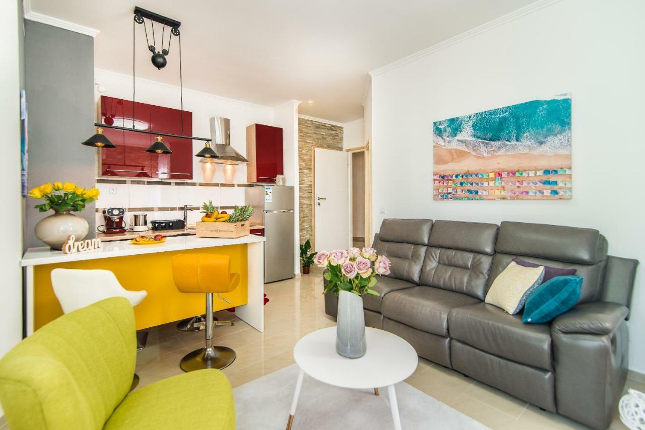 Charming House On The And Deluxe Pula