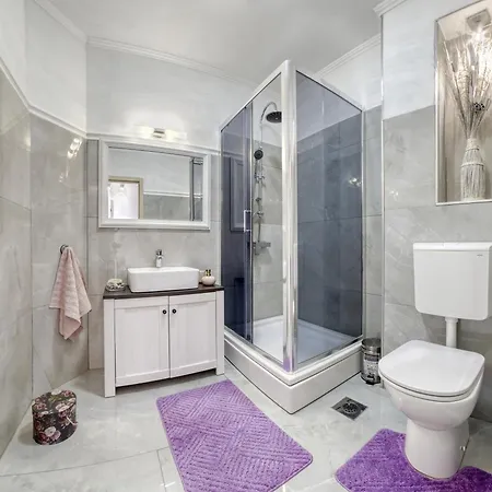 Charming House On The Beach And Deluxe Apartment Pula Room photo