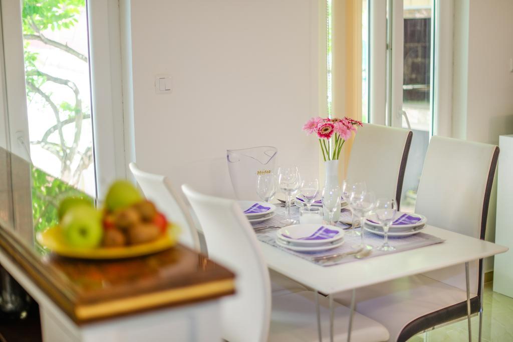 Charming House On The And Deluxe * Pula